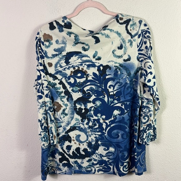 Chicos’s Beaded Embellished Paisley Top Blue Off White Pattern size 1 US8 / M - Picture 8 of 9
